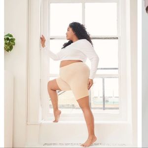 BNWT Thigh Society Cooling Shorts, Beige, 7 inch, Size S/M